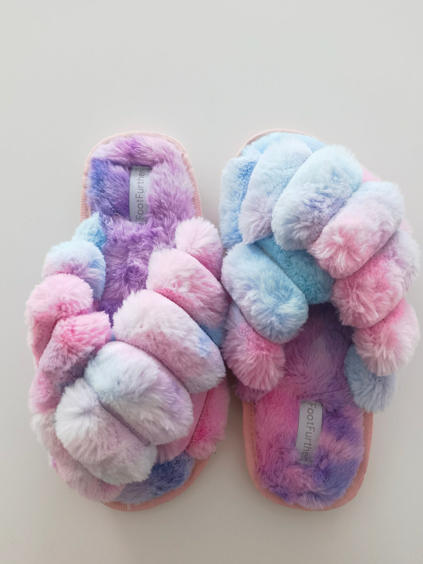 FootFurther Women's Fuzzy Slippers Cross Band Memory Foam House Slippers